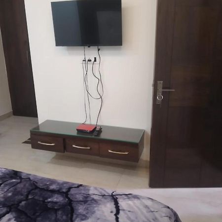 Hotel Uday Raj By Wb Inn Agra  Ngoại thất bức ảnh