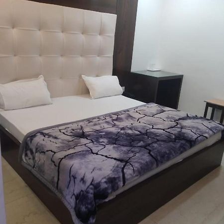Hotel Uday Raj By Wb Inn Agra  Ngoại thất bức ảnh