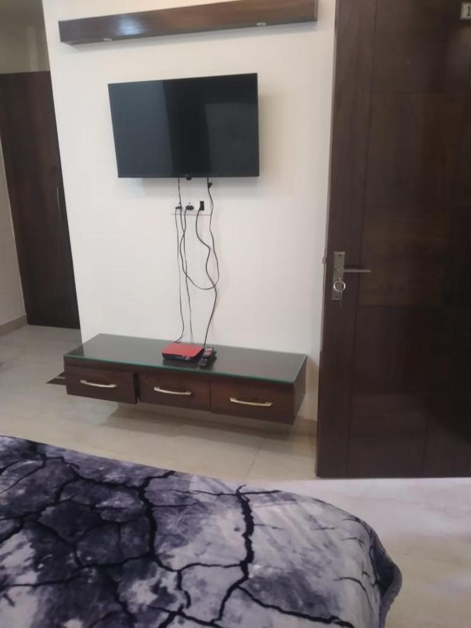 Hotel Uday Raj By Wb Inn Agra  Ngoại thất bức ảnh